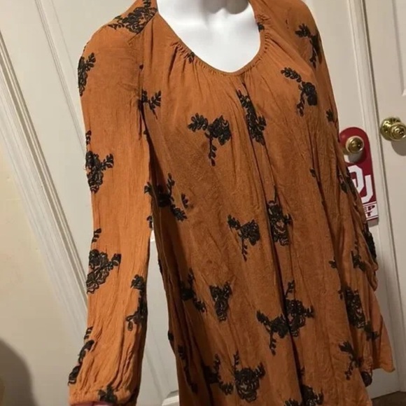 Free People Boho Long Sleeve Open Back Mini Dress. XS - Picture 4 of 12